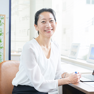 代表取締役CEO 浅山 路恵